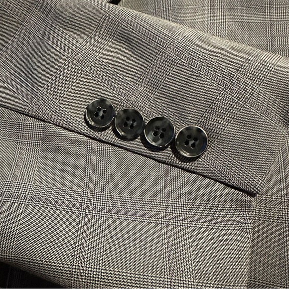 LNWT Corneliani Suit - Picture 15 of 16